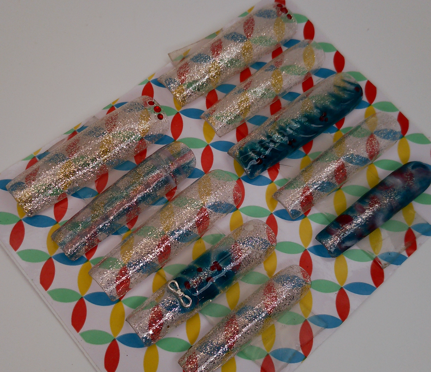 Holly Jolly Glitter XL Tapered Square